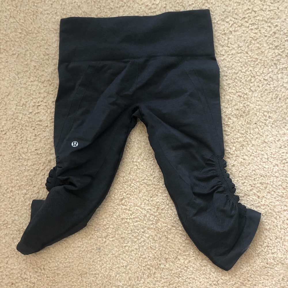 lulemon cropped leggings